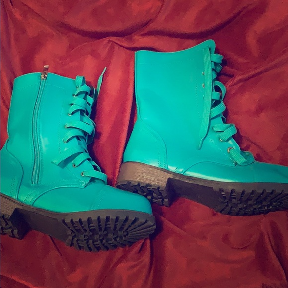 blue green boots